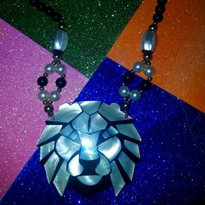 Mother of pearl beaded necklace